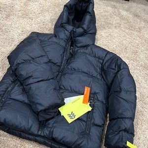Brand new boys jacket. Size 8/10